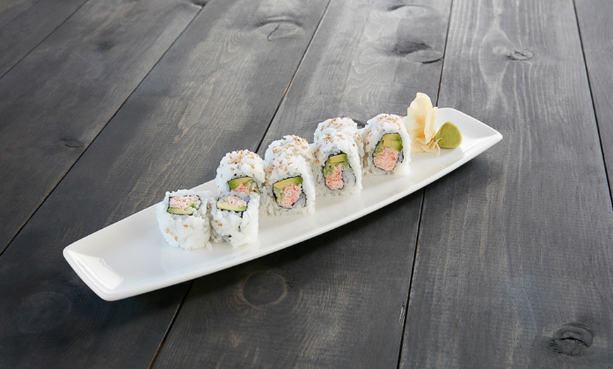 Image 3: All-You-Can-Eat Sushi