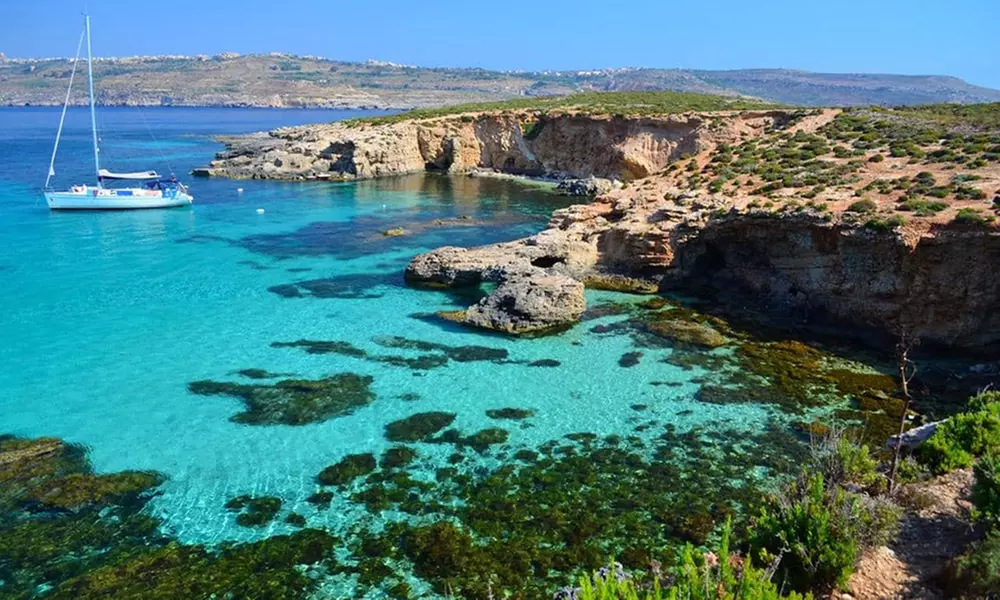 ✈ Malte : 3, 4 ou 7 nuits avec petit-déjeuner à l'hôtel Paradise Bay Resort 4* et vols A/R depuis Beauvais ou Marseille - Primary Image