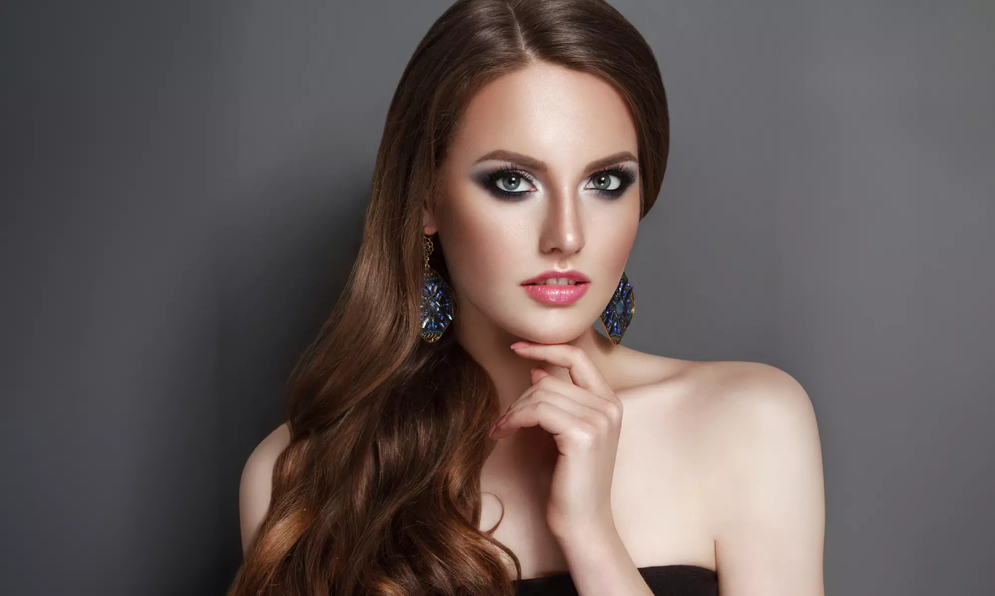 Haarverdichtung/Anpassungsschnitt nach Verdichtung/Haarverlängerung