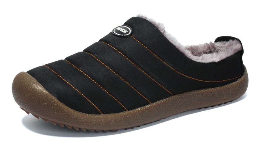 Image 4: Insulated Non-Slip Slippers for Indoor and Outdoor Comfort