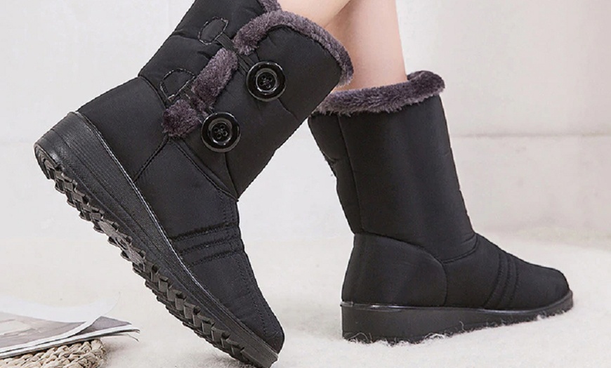 Image 1: Winter Non-Slip Boots