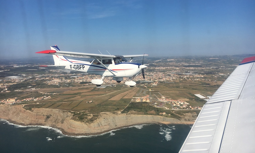 Image 2: 20 min de vol d'initiation au pilotage d'un avion léger Fly Academy