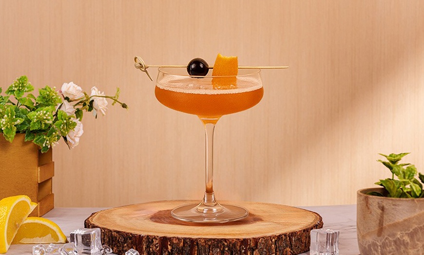 Image 8: Exclusive House Cocktail Special Awaits