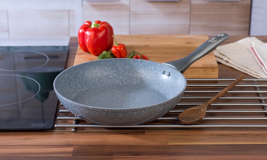 Image 20: Salter Marble Collection Cookware