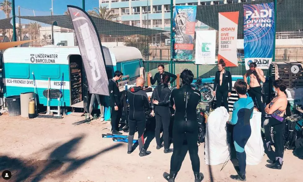 Bautizo de buceo para 1 a 4 personas con fotos en Underwater Barcelona