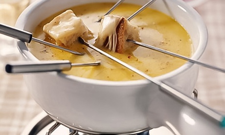 Menu con fonduta valdostana e vino per 2, 4 o 6 persone alla Trattoria del Grappolo (sconto fino a 72%)