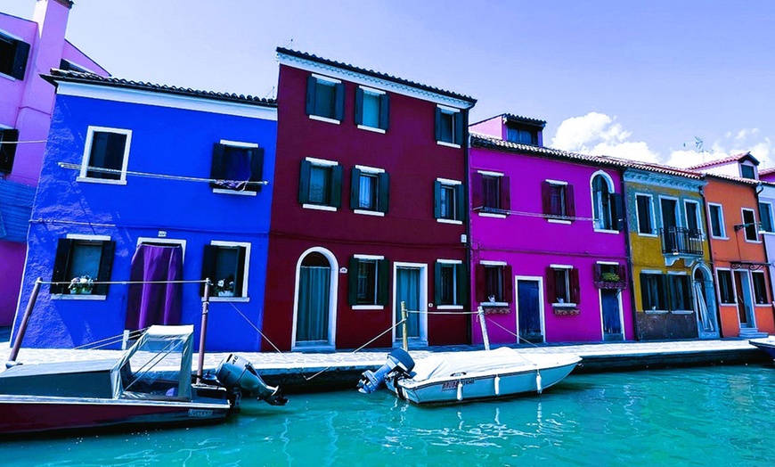 Image 11: Esperienza Unica in Barca: Prosecco, Isole di Murano e Burano!