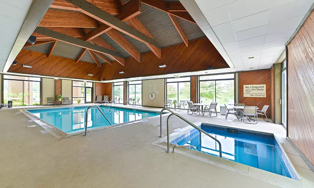 Stay at Hampton Inn Chicago in Carol Stream - Primary Image