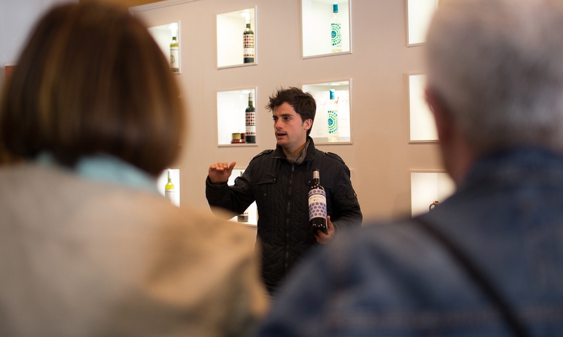 Until50%discount in Restaurant specialties - Wine tasting