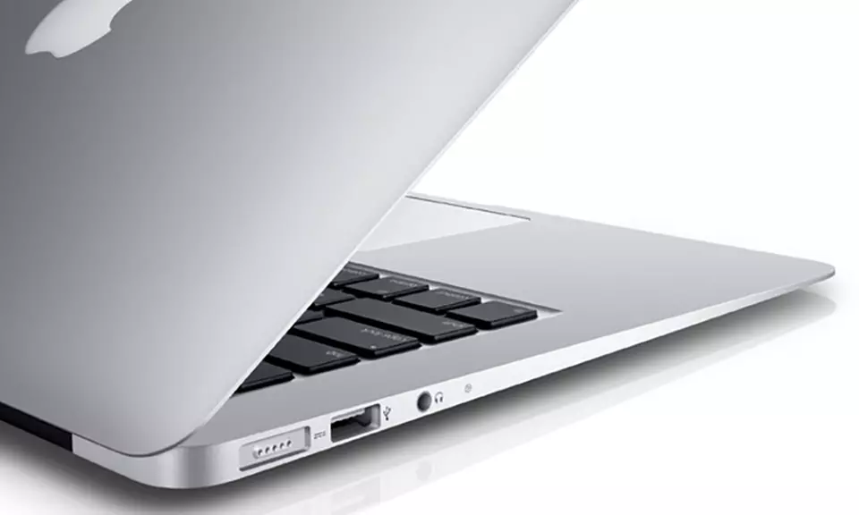 Refurbished Apple MacBook Air 11.6'' Core i5 Processor 4GB RAM 128GB HDD A1465 With Free Delivery - Image 3