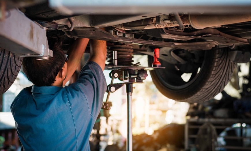 Image 2: Full Car Service with Oil Change at Henndon Mechanical Repairs