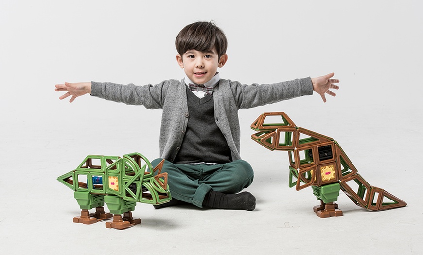 Image 13: Magformers 81-piece Dinosaur Set