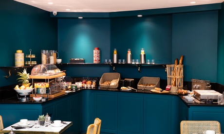 Petit déjeuner buffet pour 2 personnes à 24,90 € à l'Hôtel Victor Hugo Paris Kléber