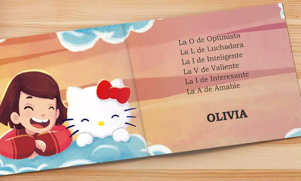 1, 2 o 3 libros personalizados para niños edición Hello Kitty con Story of my Name (hasta 64% de descuento) - Second Medium