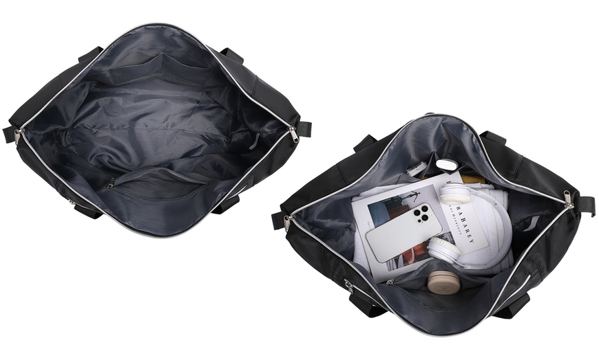 Image 10: Large Capacity Travel and Gym Duffel Bag