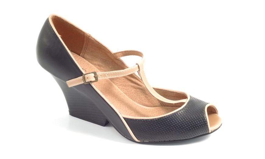 Image 2: Peep-Toe Wedge Shoes