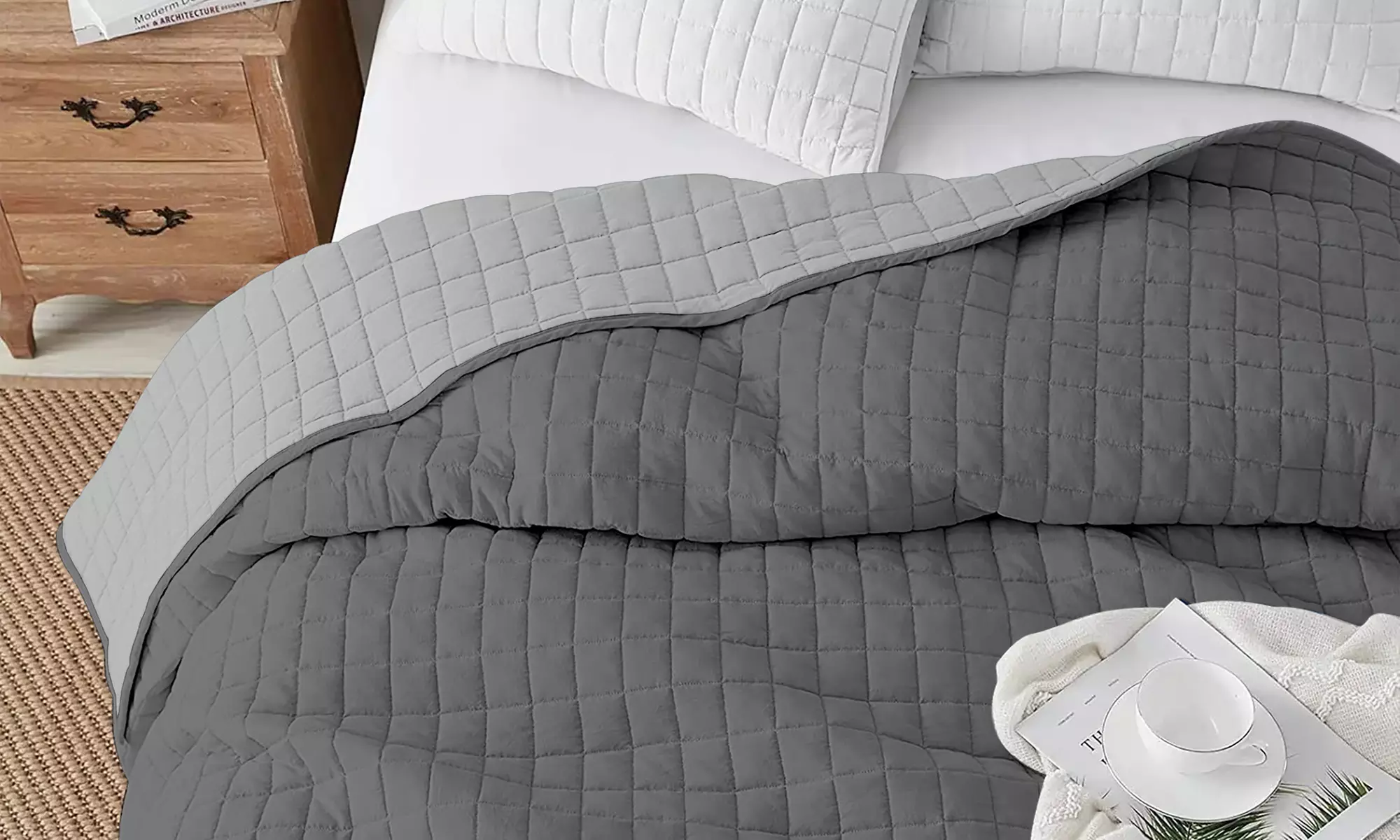 Doppelseitige Mikrofaser-Tagesdecke