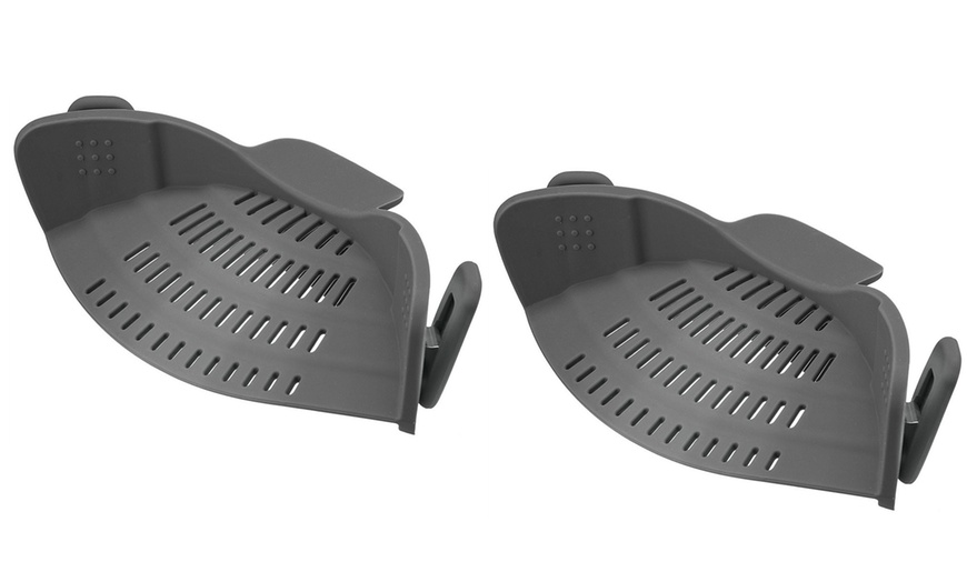 Image 2: Adjustable Silicone Strainer