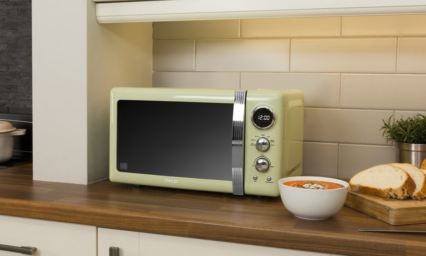 Image 4: Swan 800W Retro Digital Microwave