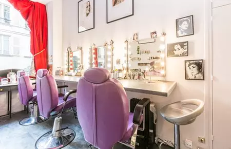 Cours de maquillage d'1h au choix pour 1, 2 ou 3 personnes à l'institut La Loge Maquillage - Second Medium