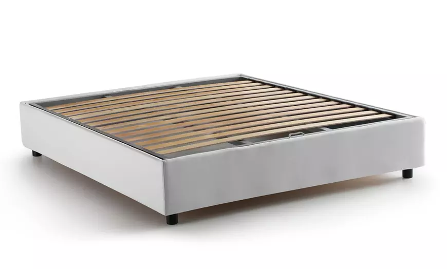 Image 4: Lit double "Silvia" avec matelas en option