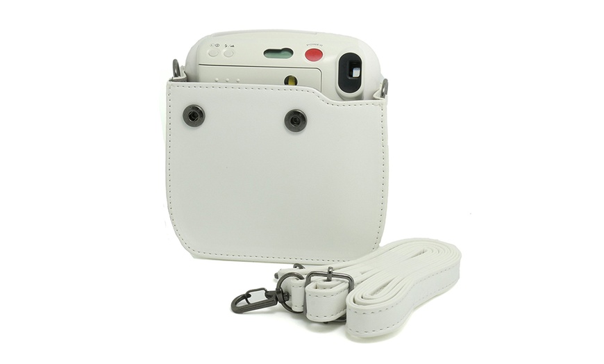 Image 7: Fugifilm Instax Mini and Bag