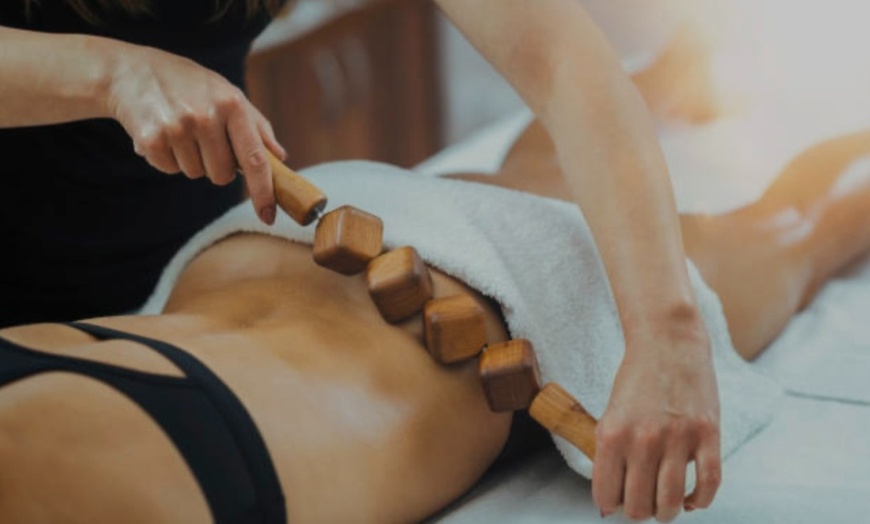 Image 3: Wood Therapy Massage: 30 / 60 Min for One Area or 90 Min for Full Body