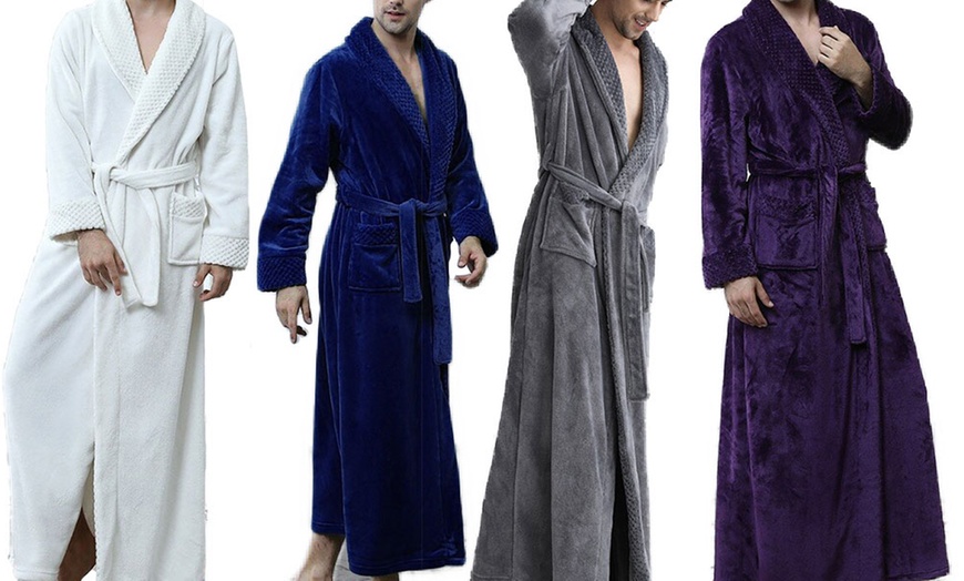 Image 3: Bath Robe