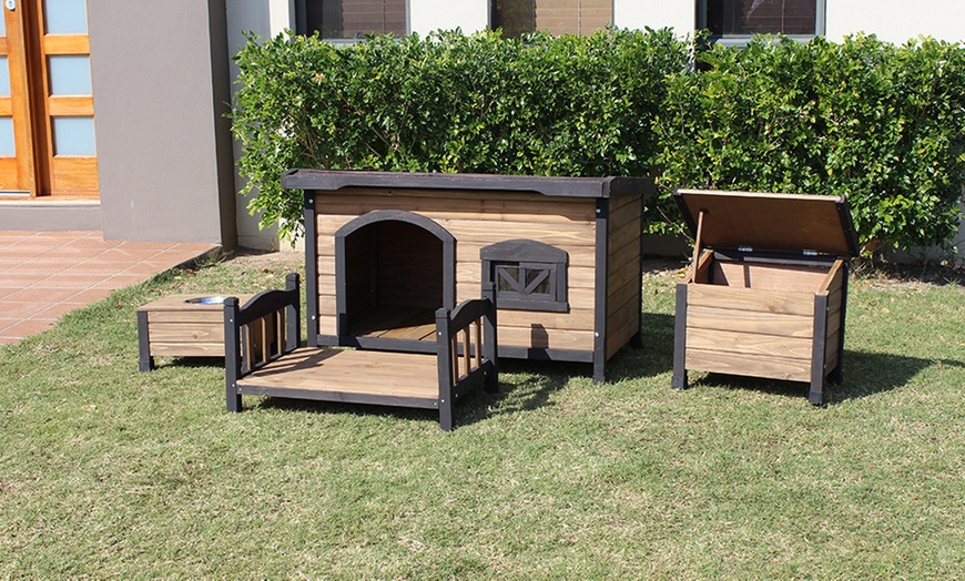 Image 5: Cedar Wood Dog Kennels