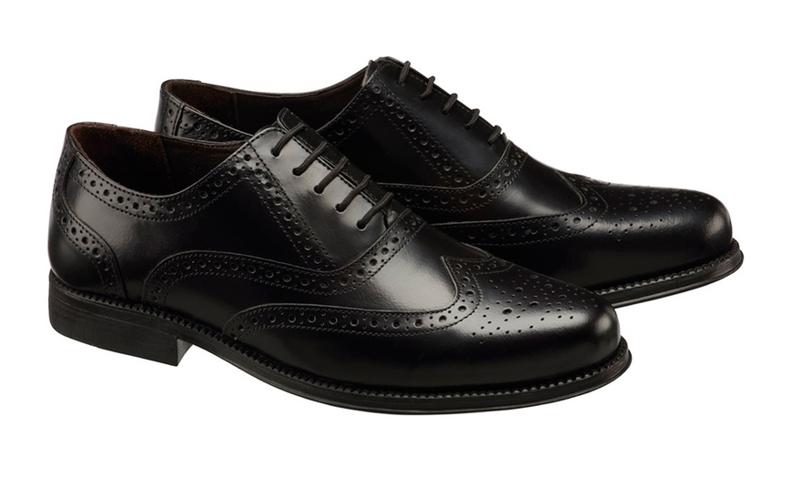 Image 2: Men's Leather Brogue Shoes