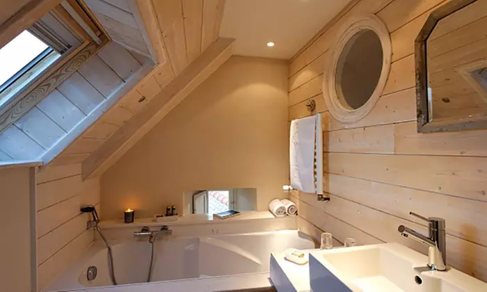 Morbihan en 4* : chambre double avec pdj, option huitres, vin et vélo