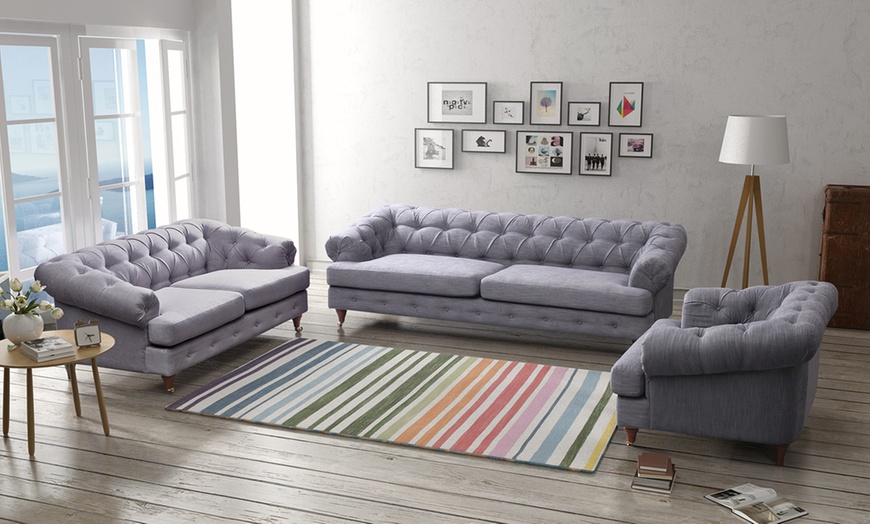 Image 9: Hampton Sofa Sets