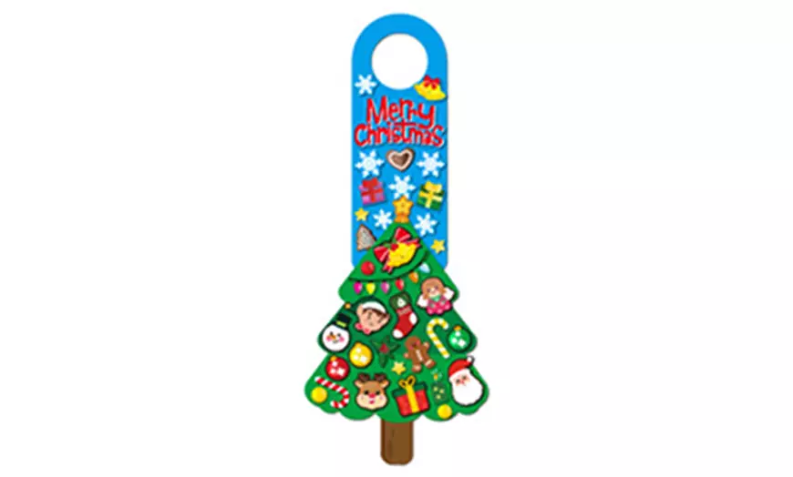 Image 5: Christmas DIY Door Hangers