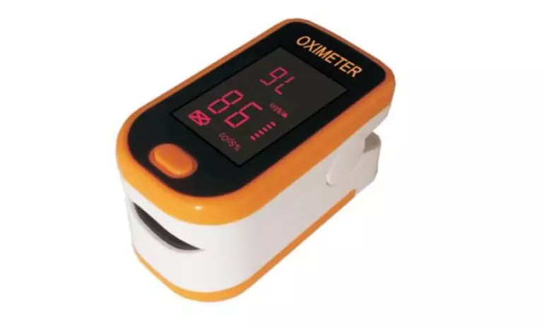 Finger Pulse Oximeter - Second Medium
