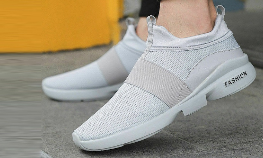 Image 5: Men's Breathable Trainers