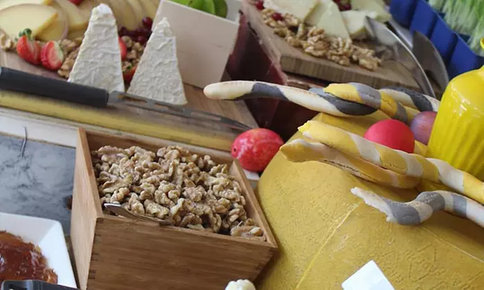 5* Saturday Brunch and: Child (AED 137) or Adult (AED 274)