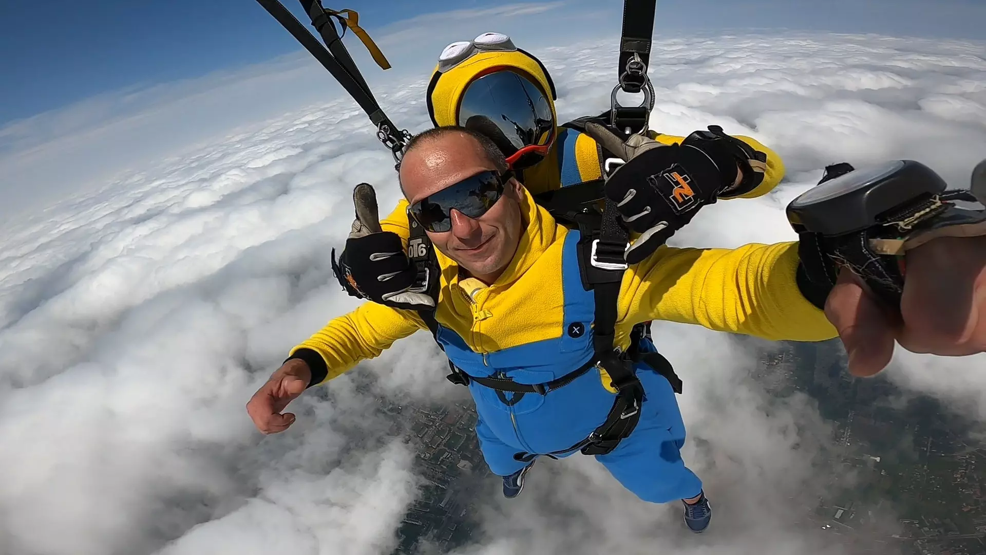 Jedyny taki w Polsce: lot widokowy i skok z kultowego SkyVana