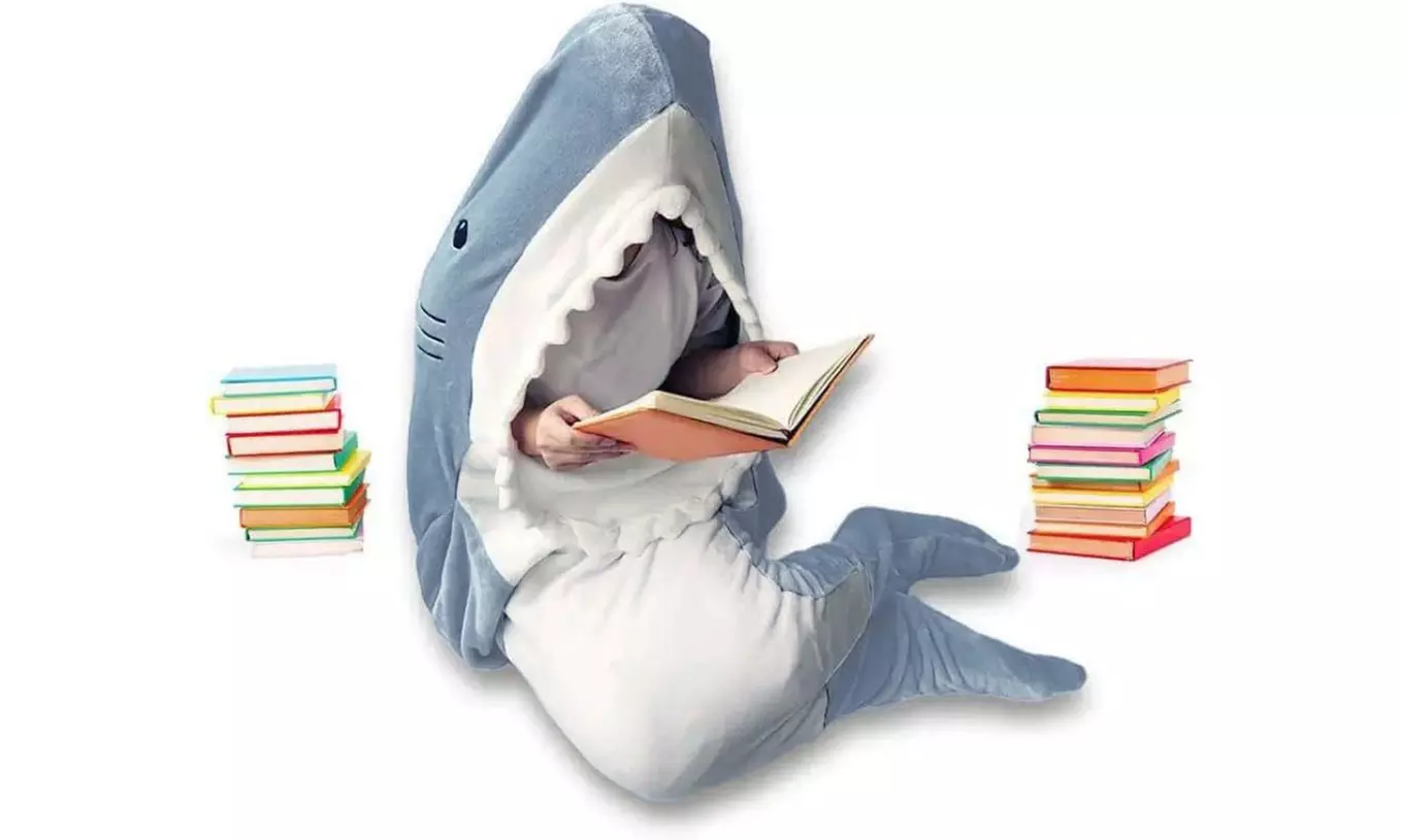 Shark Design Polyester Blanket