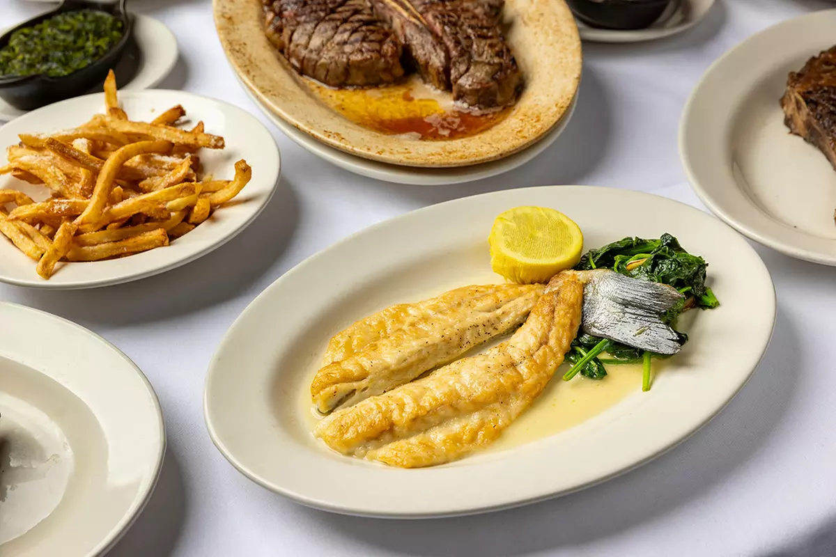 Savor the Finest Cuts and Top Notch Dining Experience!