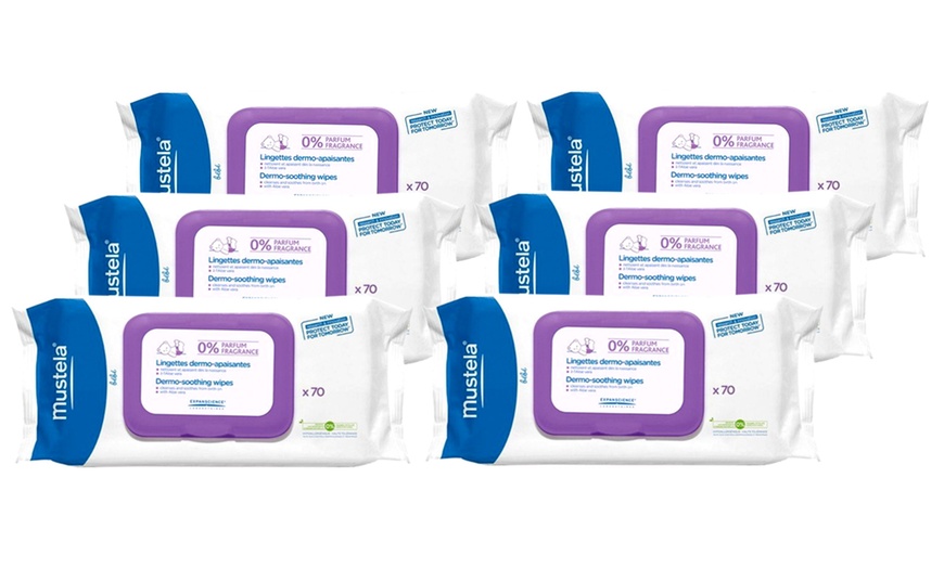 Image 3: Mustela Soothing Wipes