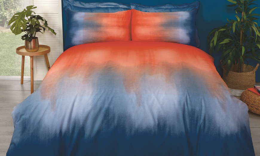 Image 16: Clearance Duvet Set