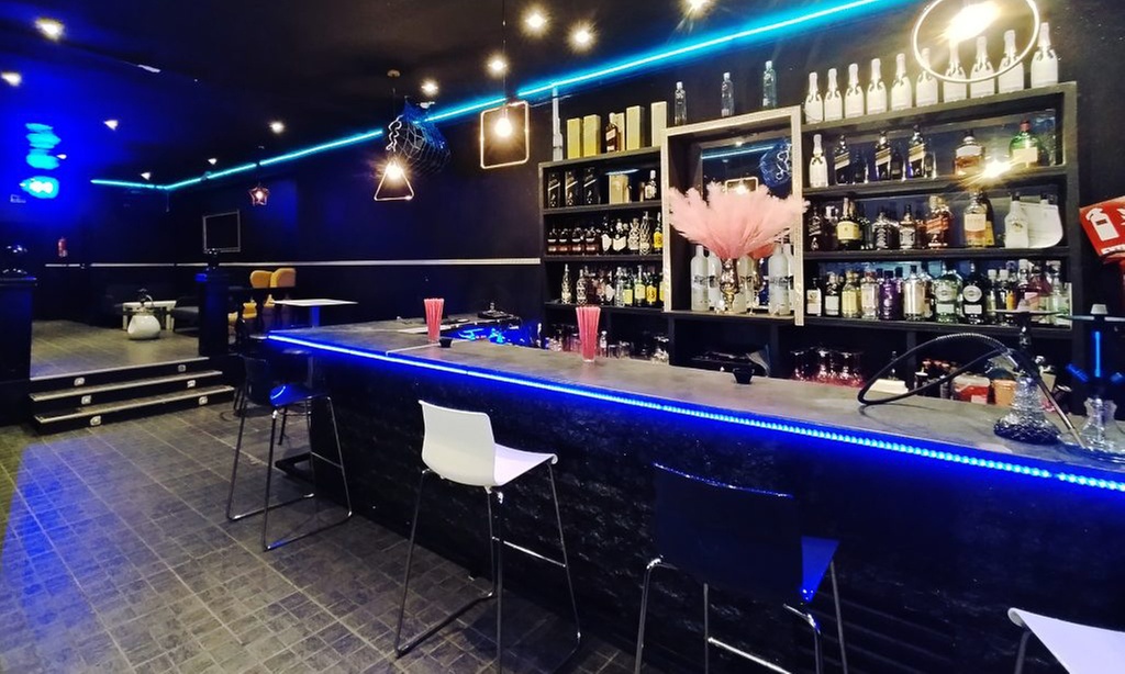 Noches inolvidables con ambiente exclusivo en Amada's Lounge