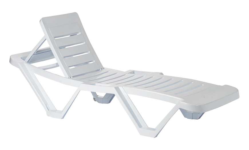 Image 9: Adjustable Sun Lounger