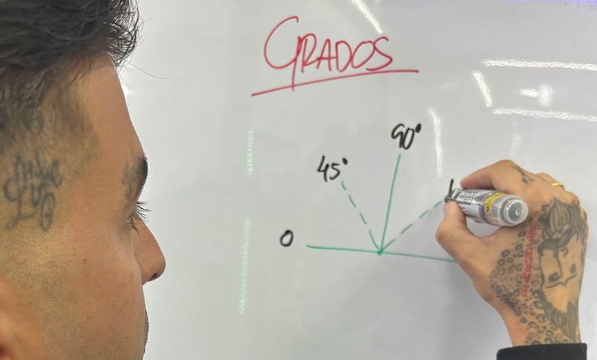 Image 10: Curso presencial de barbería de 4 meses de duración para 1 persona