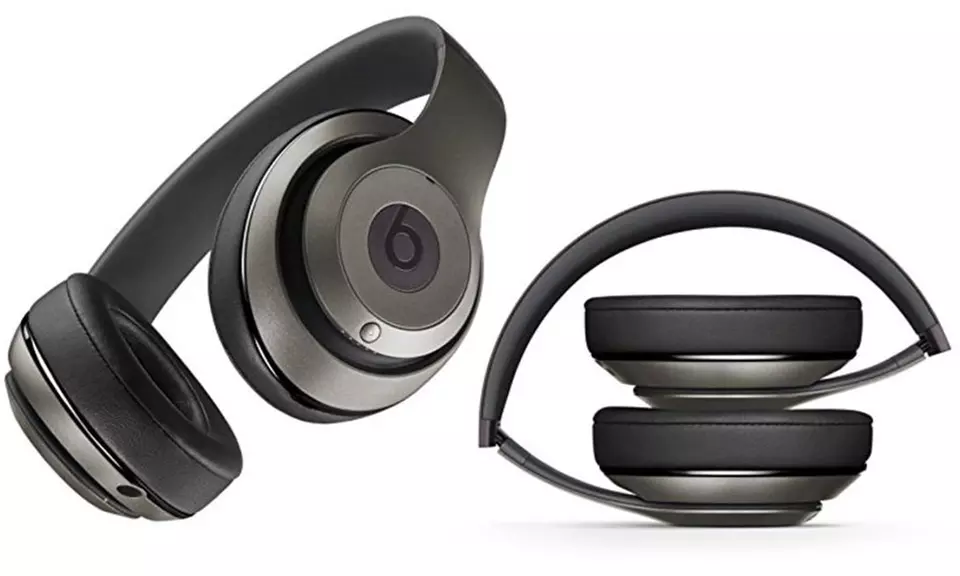 Beats by Dr. Dre Studio 2 Wireless Noise-Cancelling Headphones (Grade A Refurbished) - Second Medium
