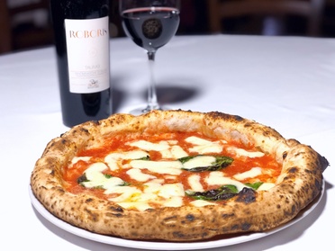 Menu con pizza classica o Gourmet, dolce e birra al ristorante Il Giardino del Gusto (sconto fino a 60%)