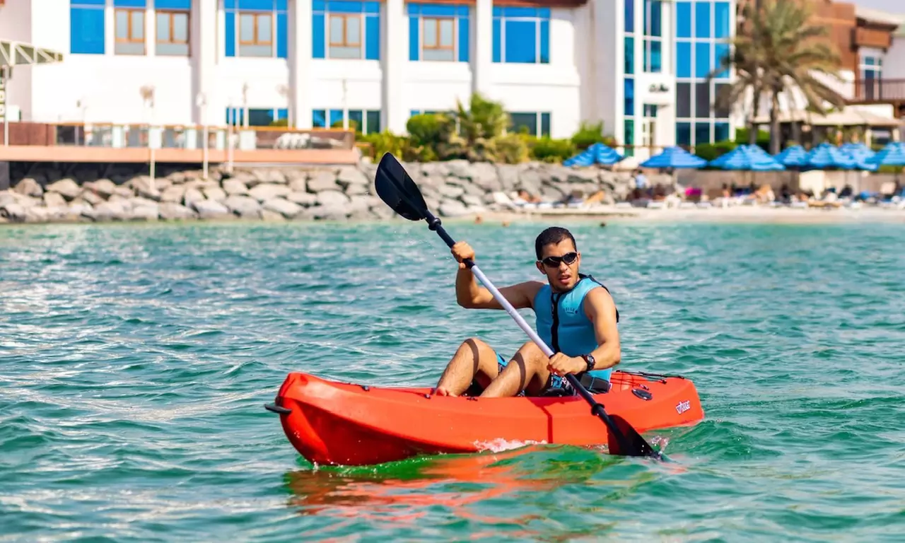 One-Hour Paddleboard or Kayak Rental at Sea Riders