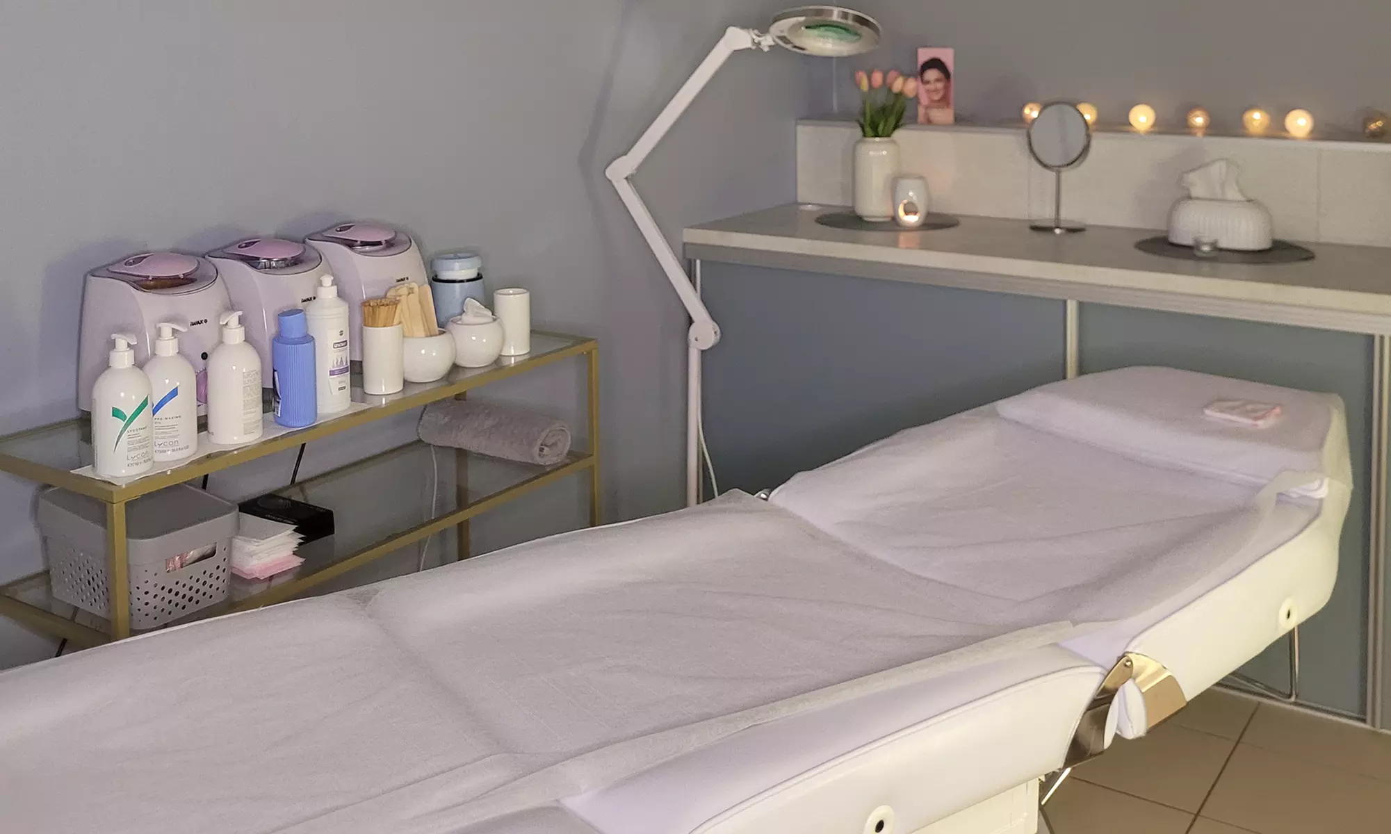 Delikatne oczyszczanie: peeling kawitacyjny z sonoforezą i więcej