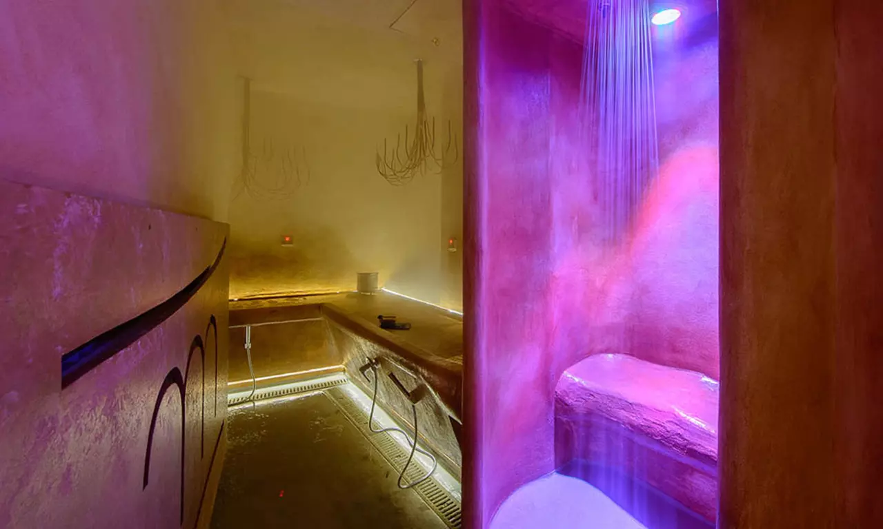 Costiera Amalfitana 4*: camera Classic con trattamento a scelta e Spa