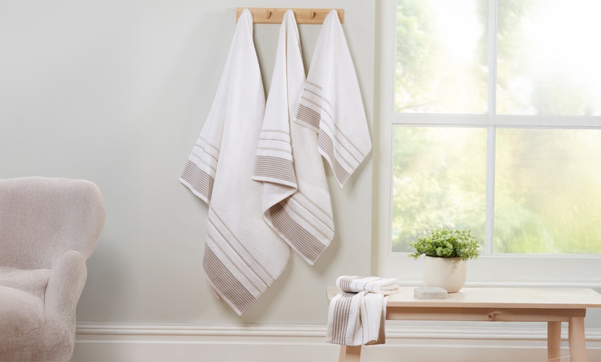 Image 6: Dakota 6-Piece Towel Bale - 500gsm Cotton, Soft, Striped Design